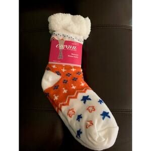*NWT*  Carnival Fashion Women's Sherpa Socks with Grippers